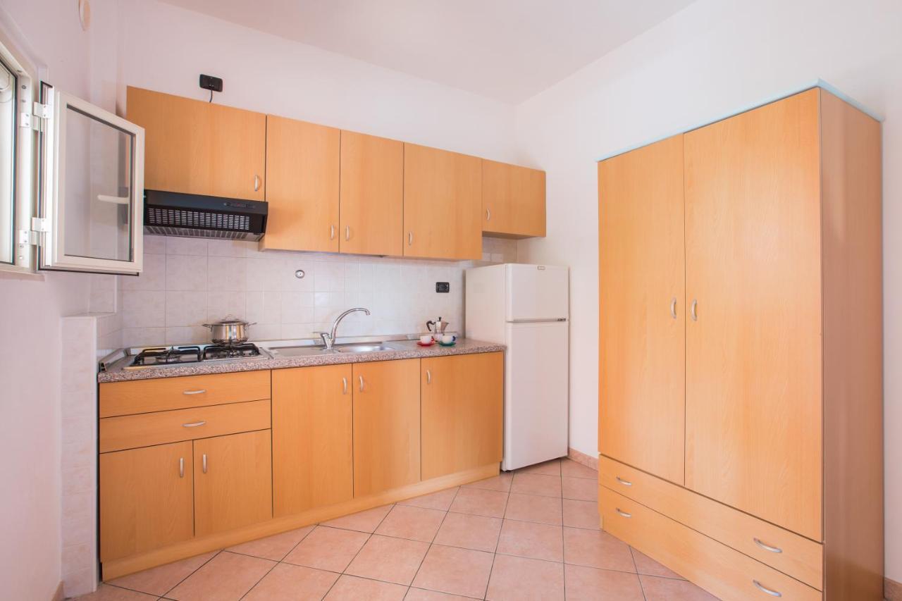 One Love Apartments Lupetto Exterior foto
