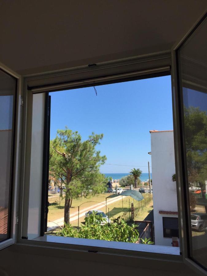 One Love Apartments Lupetto Exterior foto