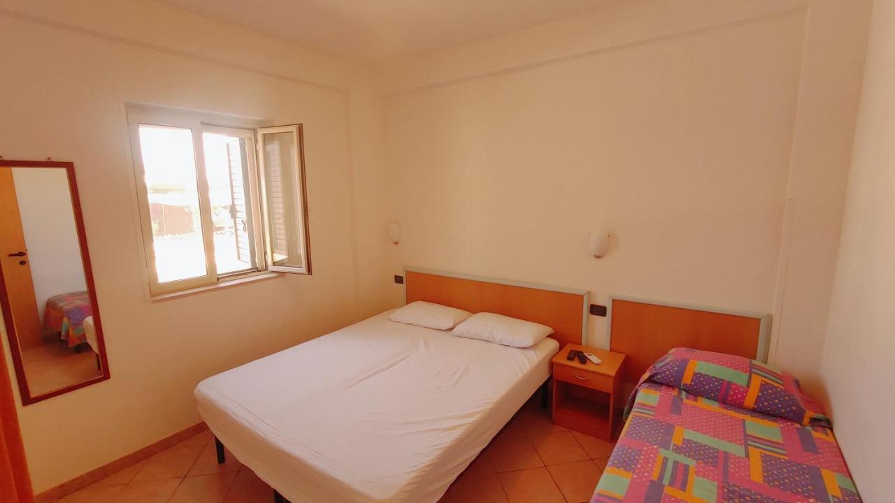 One Love Apartments Lupetto Exterior foto